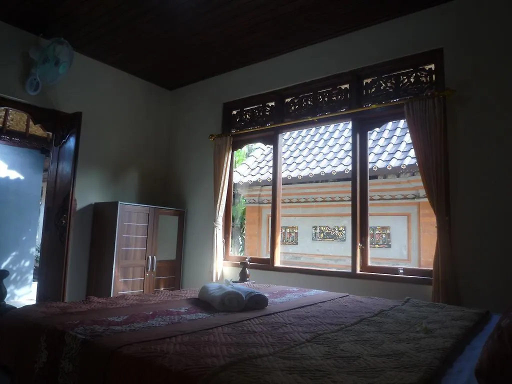 Shindu Home Stay Ubud  Guest house Ubud (Bali)