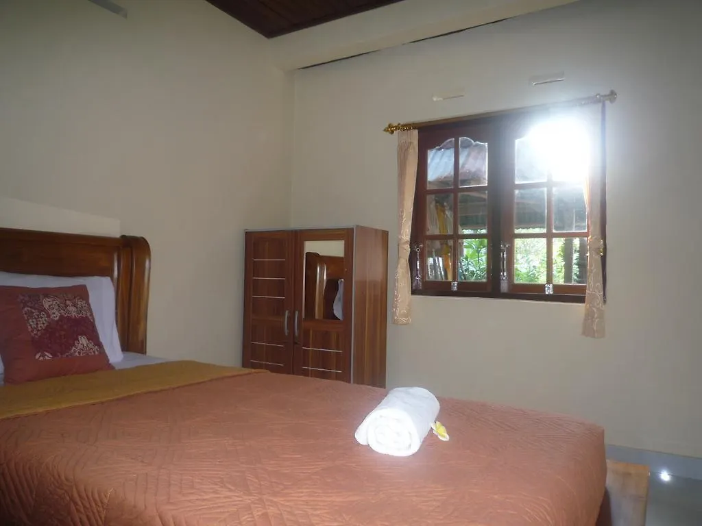 Shindu Home Stay Ubud  Guest house