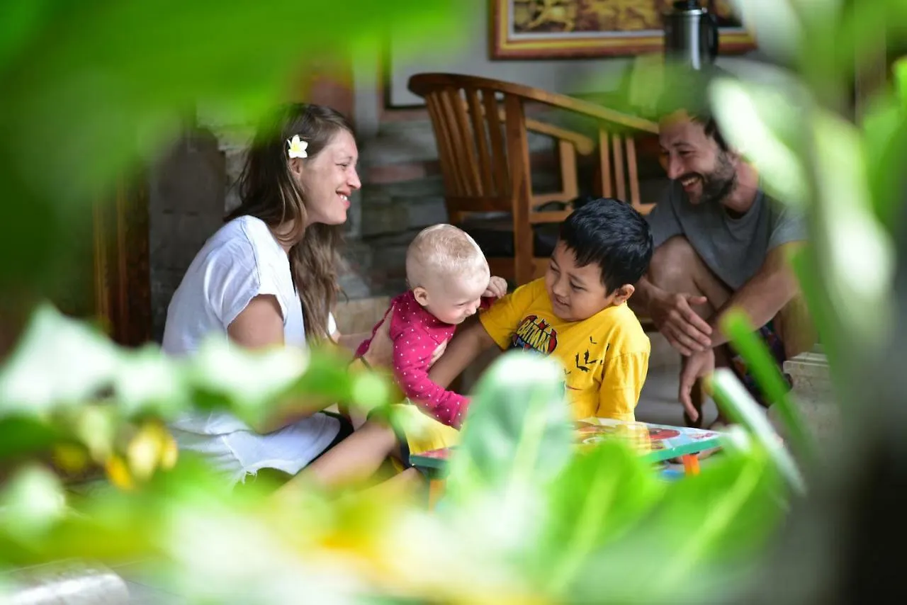 Shindu Home Stay Ubud  Guest house Ubud (Bali)